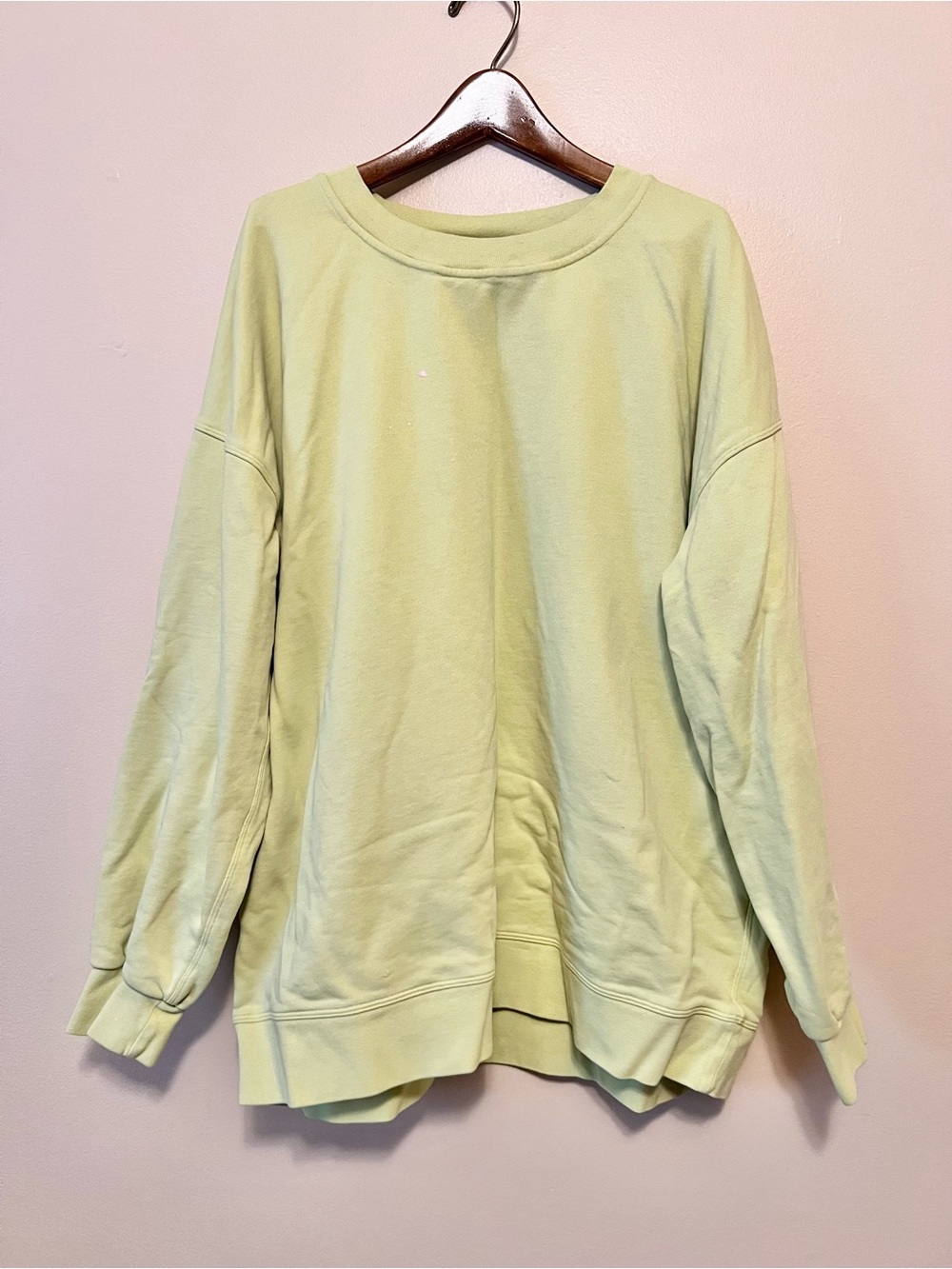 lululemon athletica Pale Lime Pullover Sweatshirt